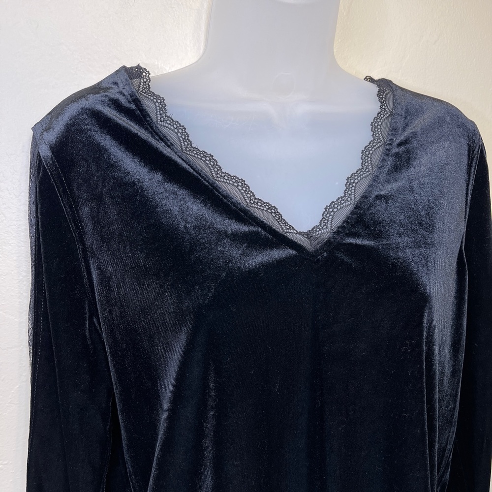 Allison NY | Velvet Lace Long Sleeve V-Neck Peplum Dark Academia Blouse - Picture 6 of 14